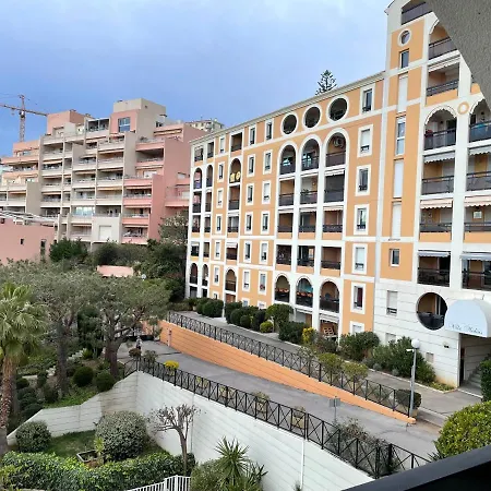 Monte-carlo Confortable Air-conditioned, 8 Mn By Foot